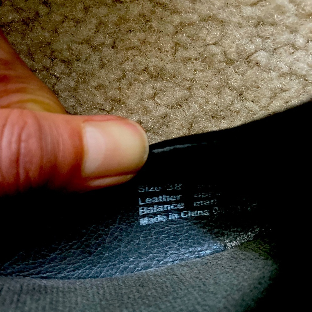 Lightly used DANSKO SAM Soft full grain leather Mary Jane style sandal